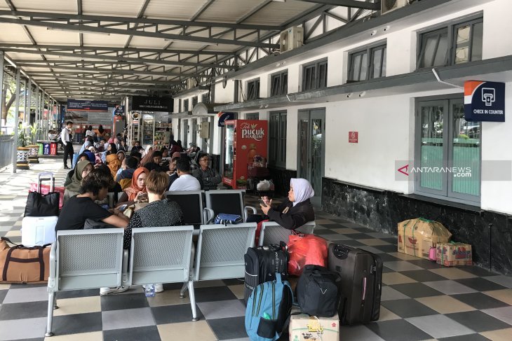 Pengoperasian Tol Pandaan-Malang tak turunkan penumpang kereta api