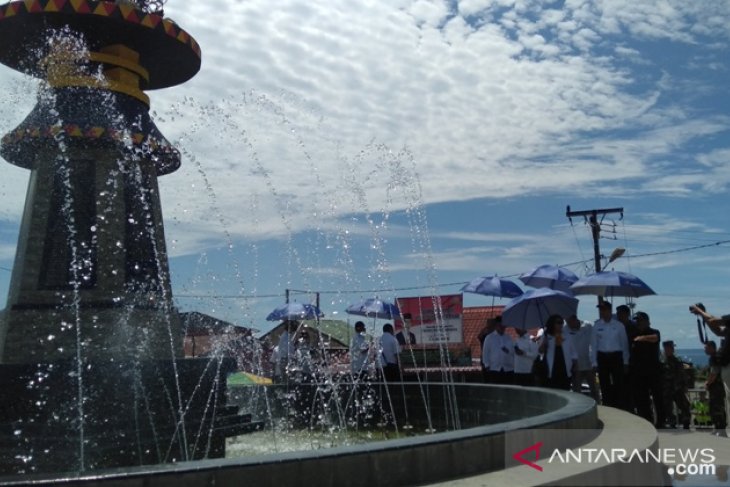 Fame Afo tarian penyambut tamu dari Nias