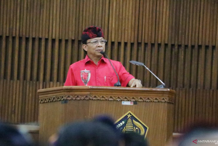 Koster beri sanksi pada industri pariwisata tak serap produk lokal
