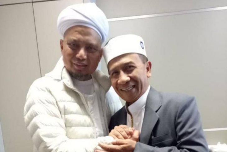 Ustadz Arifin Ilham selalu gembira meski derita kanker