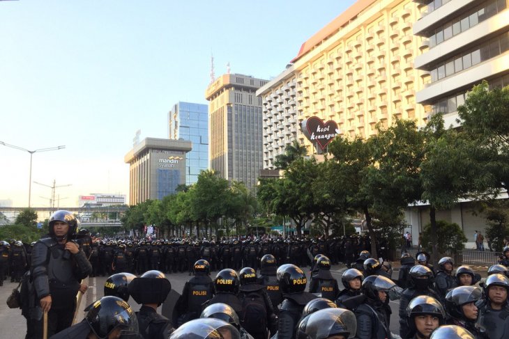 Massa berdatangan kembali di Kantor Bawaslu