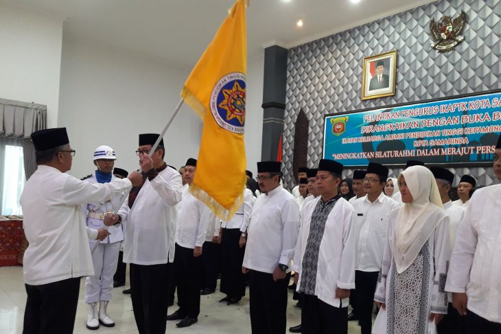 Jaang Lantik Pengurus DPD IKA PTK Kota Samarinda