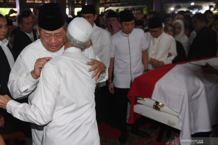 SBY sempat mengucapkan rasa terima kasihnya kepada wartawan