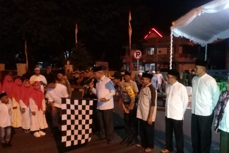 Ratusan peserta ikut Pawai Takbiran di Ternate