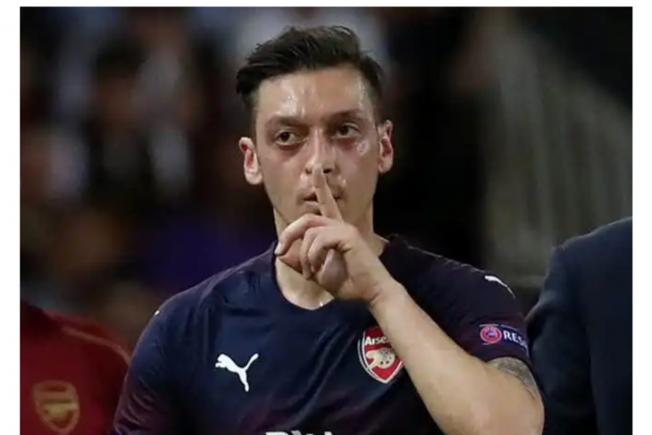 Mesut Ozil, habis manis sepah dibuang?