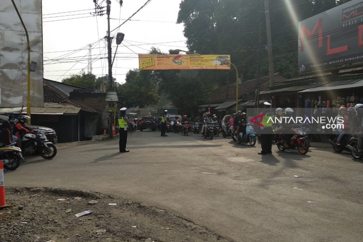 Rekayasa lalu lintas diberlakukan saat puncak arus balik di Sukabumi
