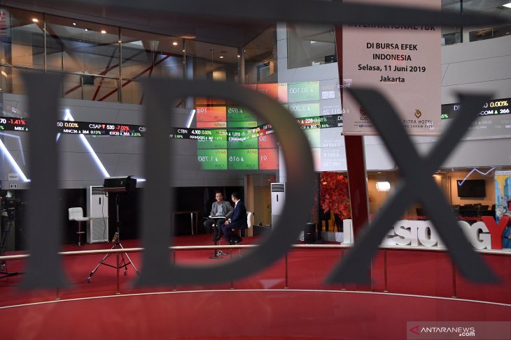 IHSG menguat seiring naiknya bursa saham Asia
