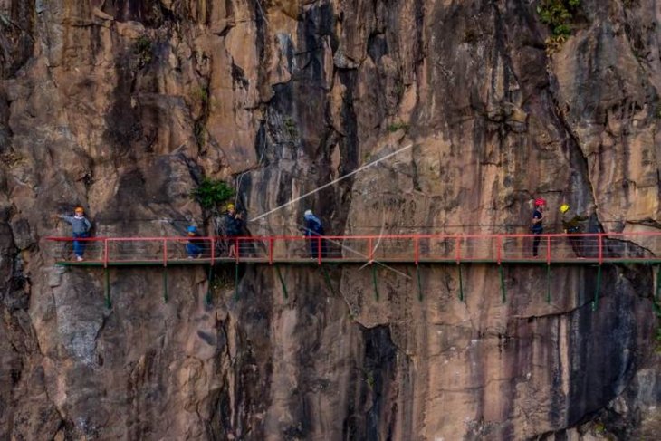 Wisata alam bukit Gumuk Reco