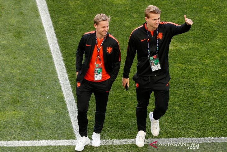 Barcelona-Ajax dilaporkan sepakati banderol Matthijs De Ligt