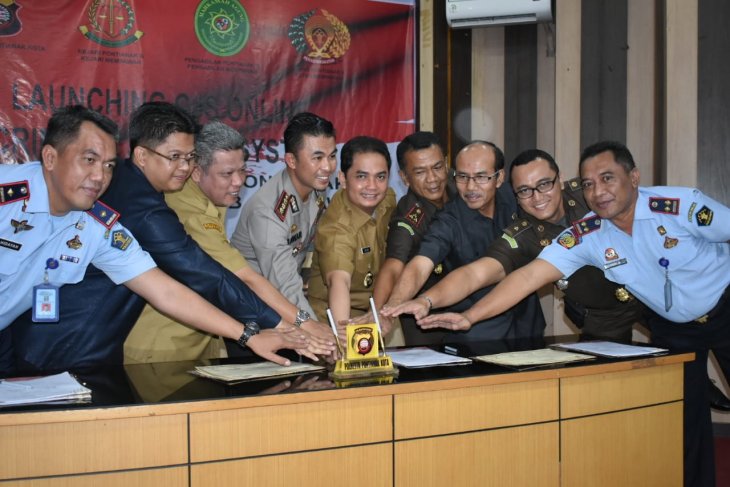 Bahasan dukung aplikasi