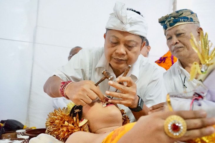 Koperasi Pasar Kamboja Denpasar adakan