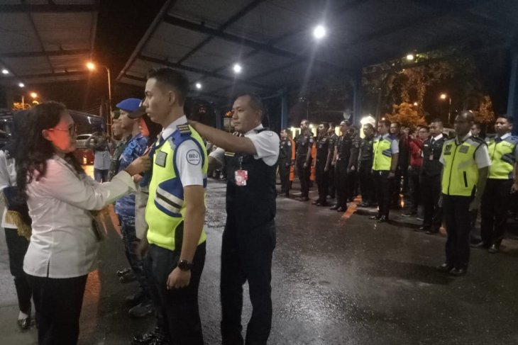 151,107 passengers return through Syamsudin Noor Airport