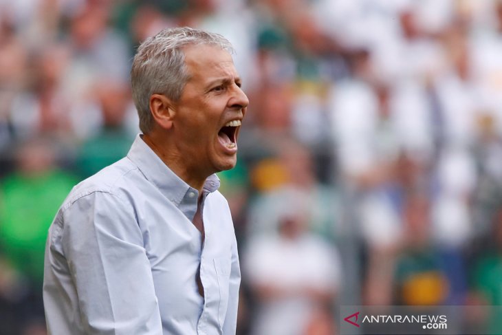Borussia Dortmund resmi perpanjang kontrak Lucien Favre