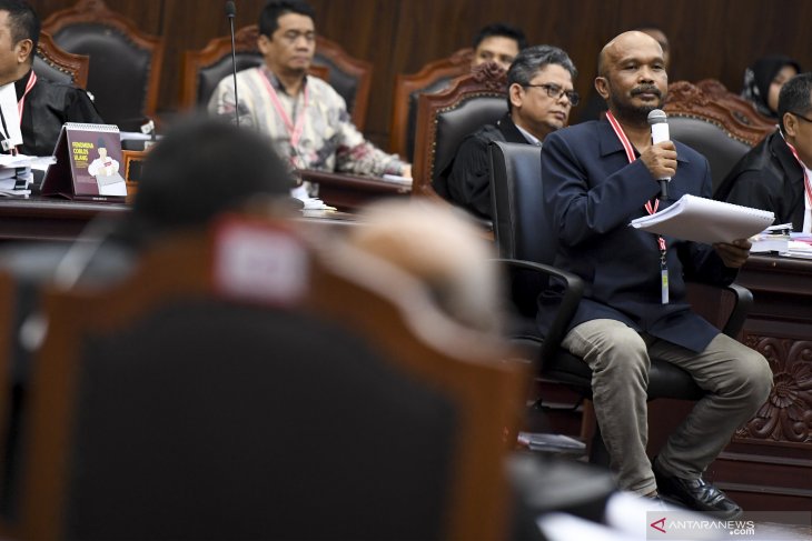 Sidang MK berlarut bukti Hakim MK menerapkan filosofi