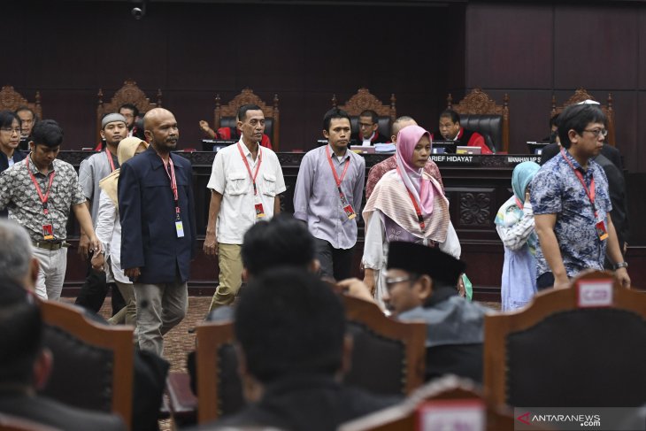 Saksi Prabowo-Sandi dinilai justru untungkan KPU