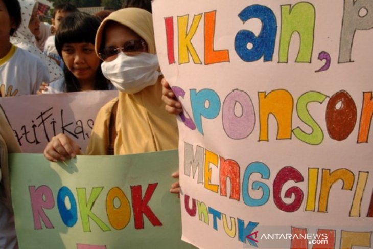 KPPPA menilai internet di Indonesia belum layak anak