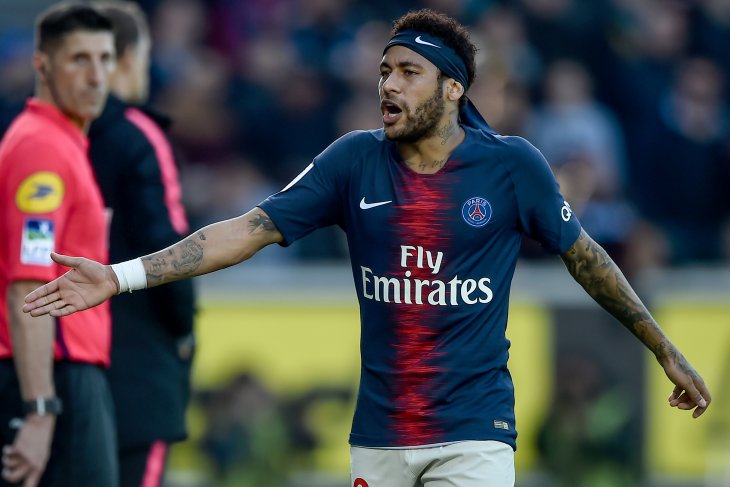 Neymar ngotot balik ke Barcelona