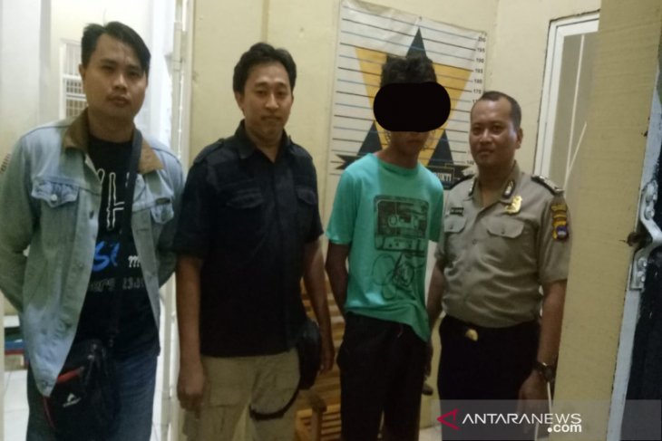 Menolak diajak pesta Miras, buruh bangunan aniaya teman sendiri