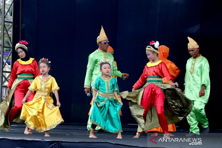 Bangka Barat lestarikan seni tradisional melalui perlombaan