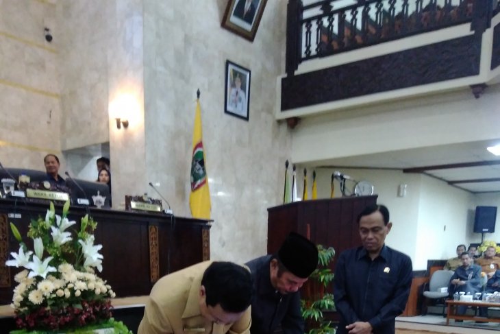 DPRD minta Pemprov atasi Perusda bermasalah
