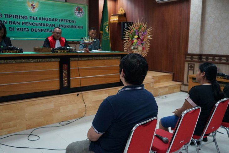 Pemkot Denpasar hukum pelanggar Perda Ketertiban