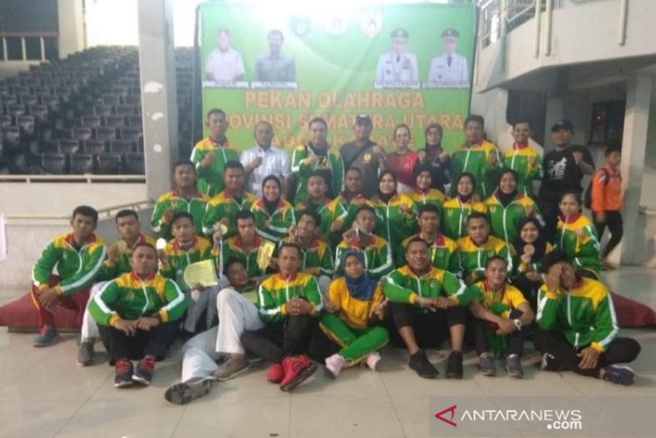 Medan juara umum karate Porprov Sumut 2019