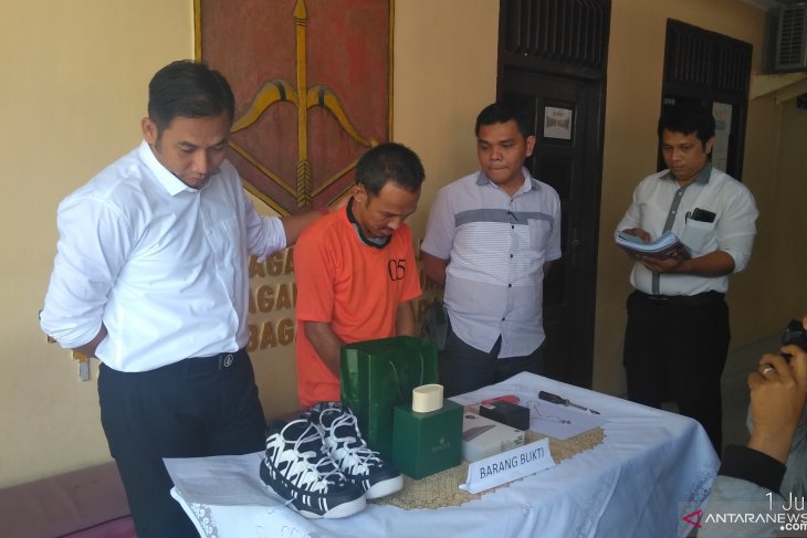 Pencuri kalung berlian di rumah kosong ditangkap polisi