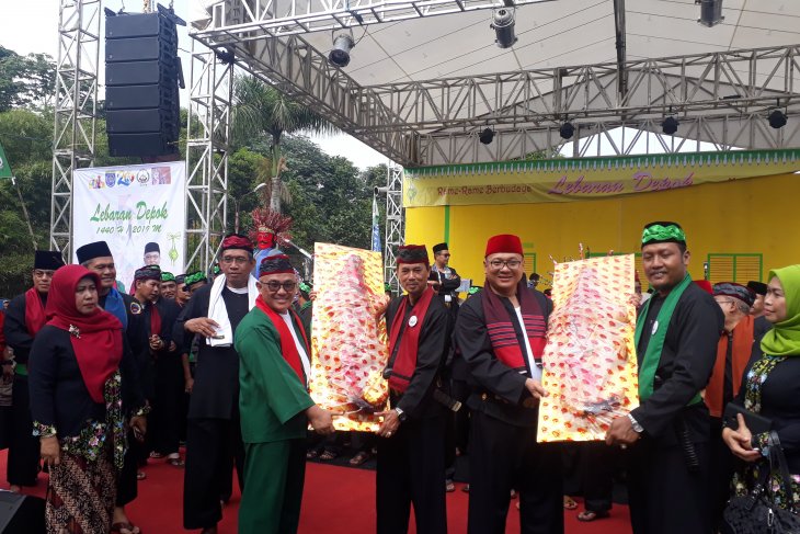 Ribuan warga memadati acara Lebaran Depok