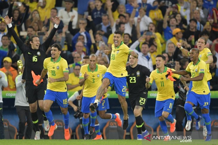 Brasil tundukkan Peru 3-1, tuntaskan dahaga juara 12 tahun