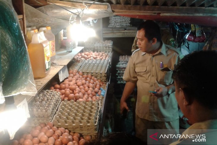 Disperindag harga kebutuhan pokok di pasar tradisional Ambon stabil