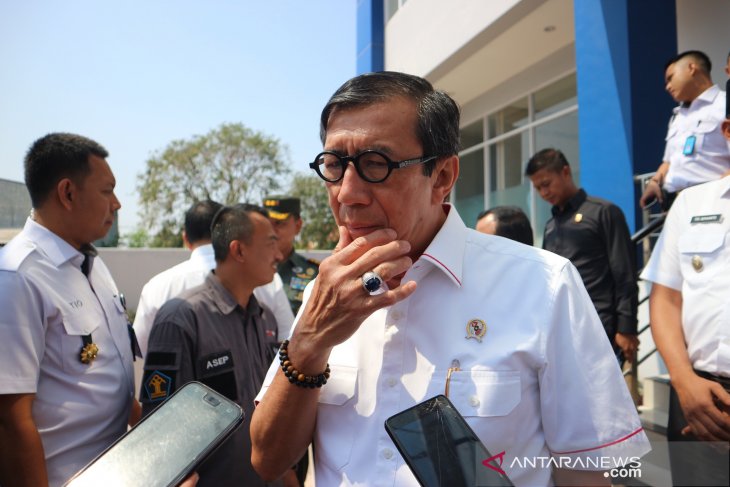 Menkum HAM: Diskusi pakar hukum soal Baiq sudah 70 persen