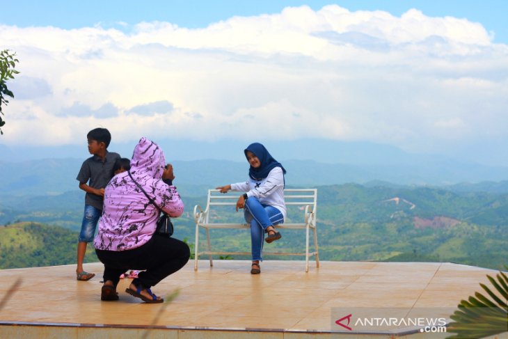 Wisata Kekinian Di Puncak Tahura Mandiangin Antara News Wisata Kekinian Di Puncak Tahura Mandiangin Antara News