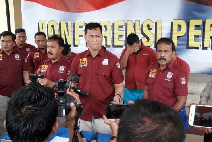Polda Sumut tangkap enam pelaku perampokan mengaku anggota Polri