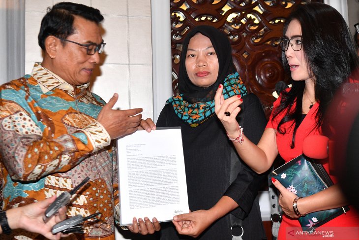 Presiden Jokowi selalu pesar agar pelayanan publik dibenahi