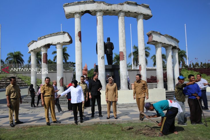 Kawasan Monumen Tugu Pahlawan Surabaya Dipercantik Dengan