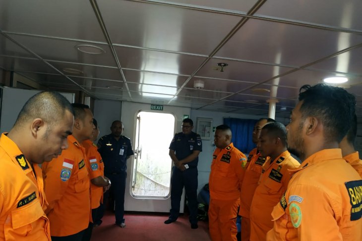 Basarnas Ambon lanjutkan pencarian penumpang jatuh di KM Tidar