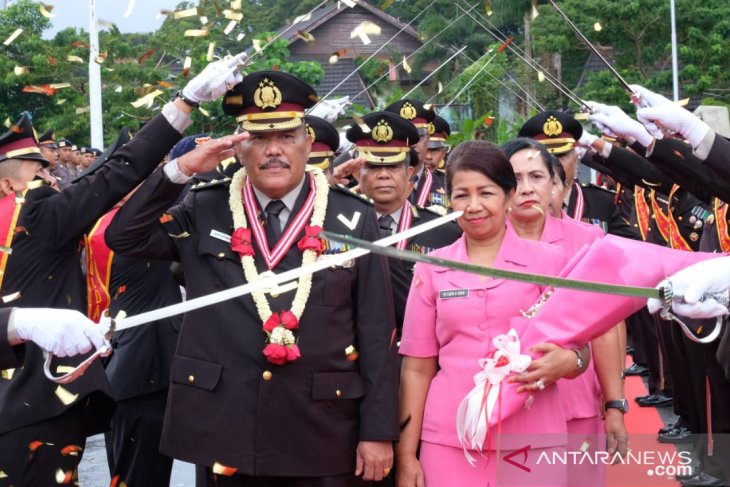 Kapolda Maluku pimpin wisuda purnabakti 32 personel