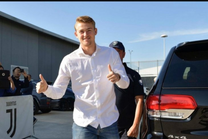 Resmi gabung Juventus, Matthijs De Ligt jadi bek termahal di dunia