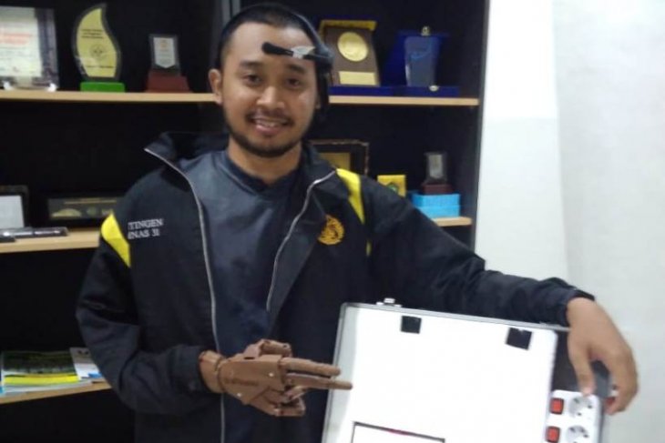 Afta B-ionik, tangan prostetik robotik ciptaan mahasiswa UI