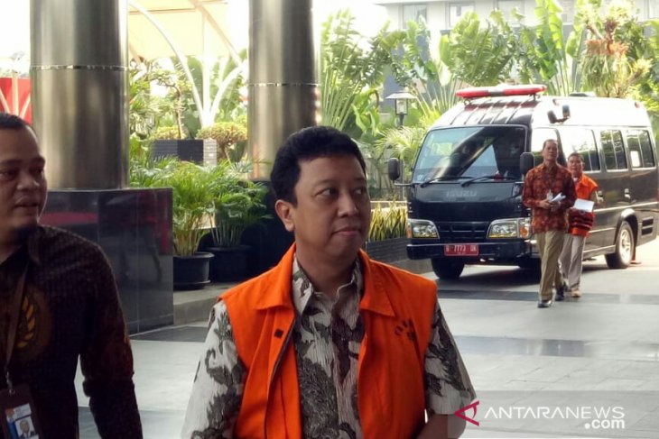 KPK cegah staf pribadi Rommy ke luar negeri