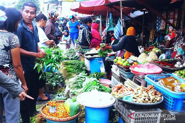 Harga berbagai jenis sayuran produk lokal bertahan