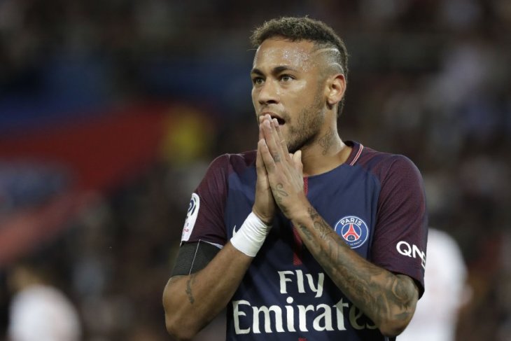 Para pemain Madrid bujuk Neymar untuk gabung