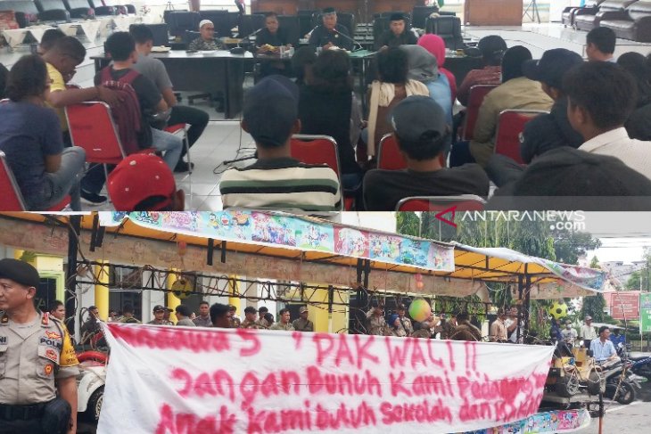 Pedagang tuding Wali Kota Tanjungbalai