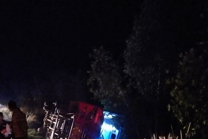 Bus jamaah calon haji kecelakaan