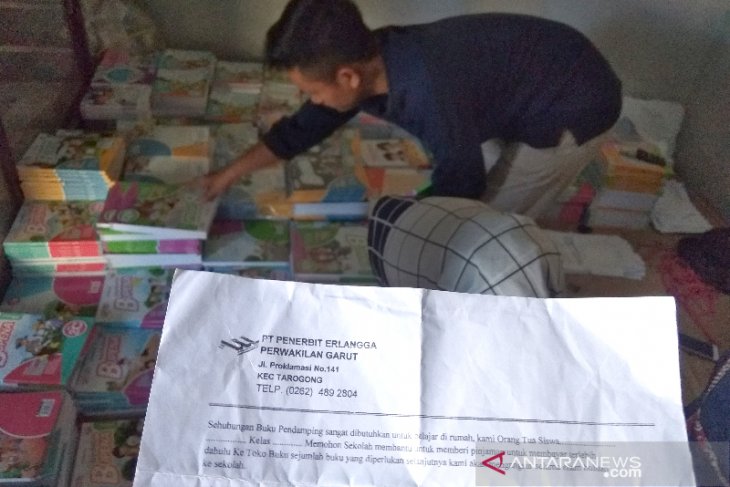 Orang tua keluhkan harga buku SD hampir satu juta rupiah