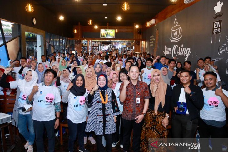 Kementerian Kominfo-OJK dorong milenial Banyuwangi jadi partner pemerintah
