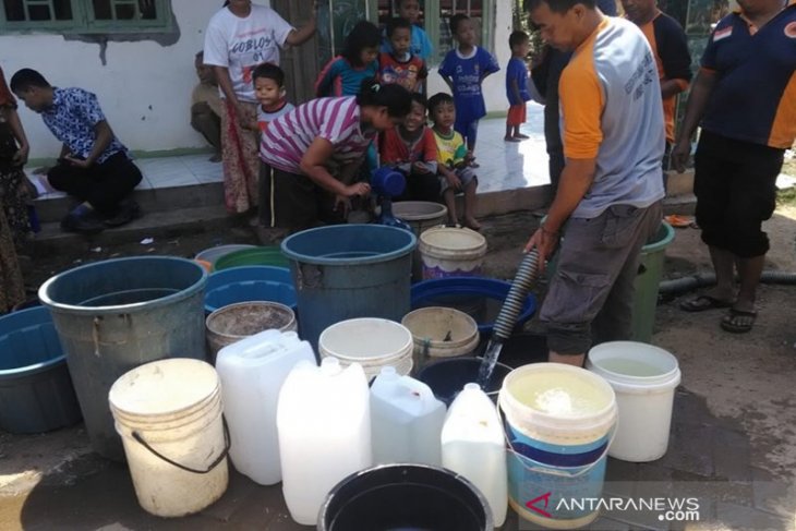 Di Lebak Banten, 14 kecamatan krisis air bersih