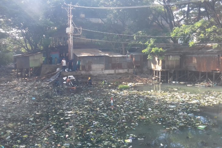 Pemkot Ternate upayakan tangani sampah