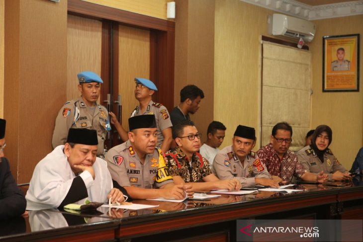 Polres Bogor tegaskan kasus wanita pembawa anjing ke dalam Masjid masih berlanjut