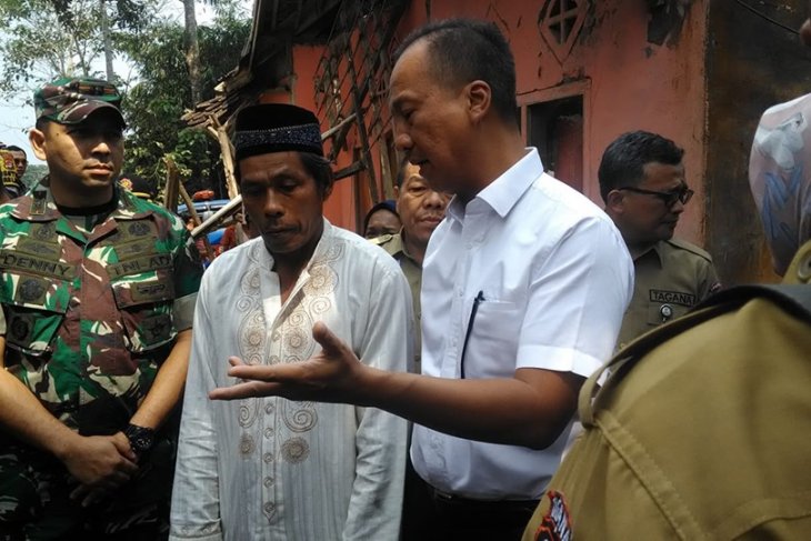 Mensos salurkan bantuan bagi korban gempa di Pandeglang